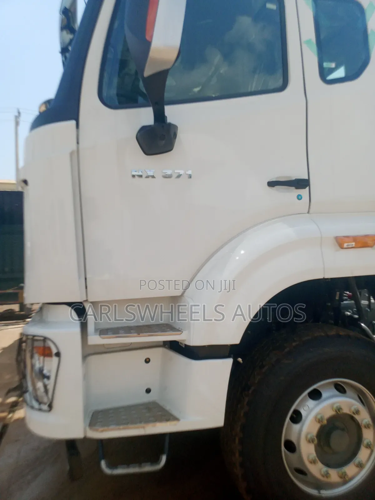 Brand New Nx 371 Howo Trailer Head (Tractor).