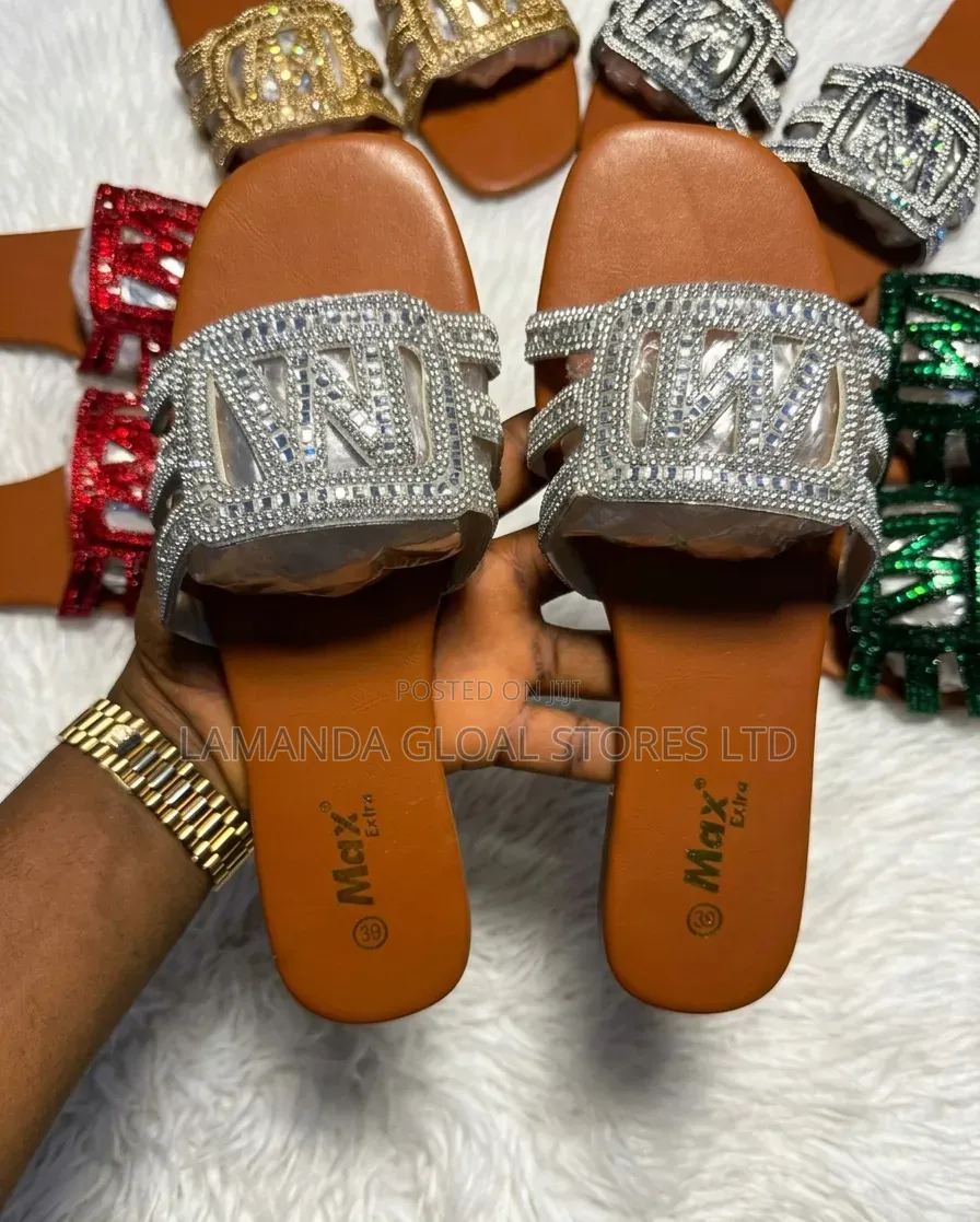 Max Extra Rhinestone Fashion Slides