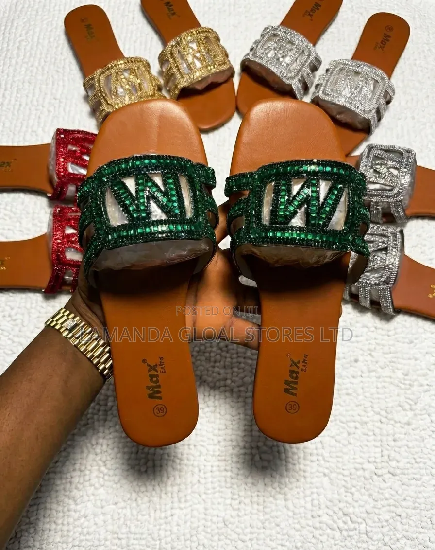 Max Extra Rhinestone Fashion Slides