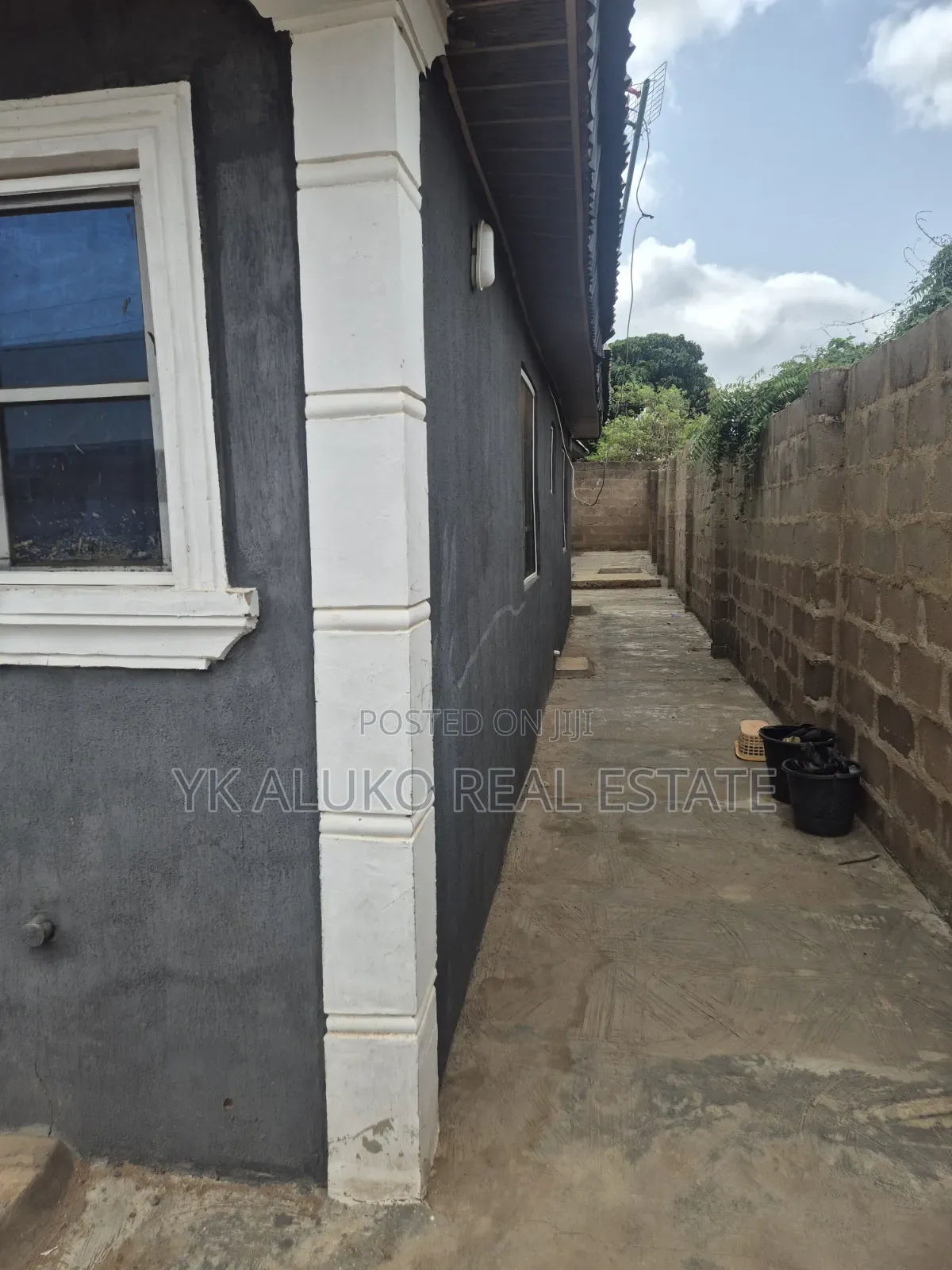 7bdrm Block of Flats in Egbejila Estate, Ilorin West for sale