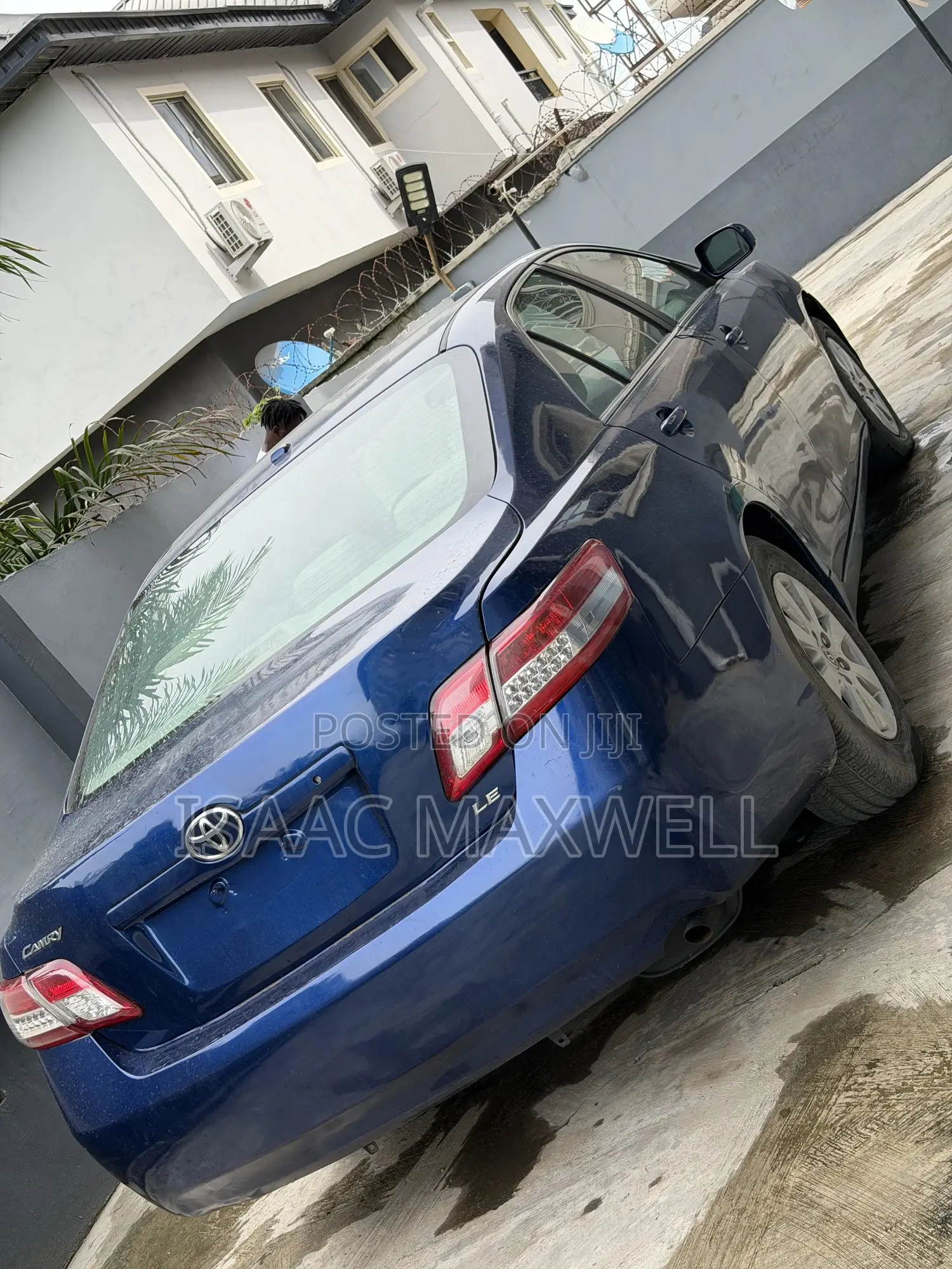Toyota Camry LE 4dr Sedan (2.5L 4cyl 6AM) 2010 Blue