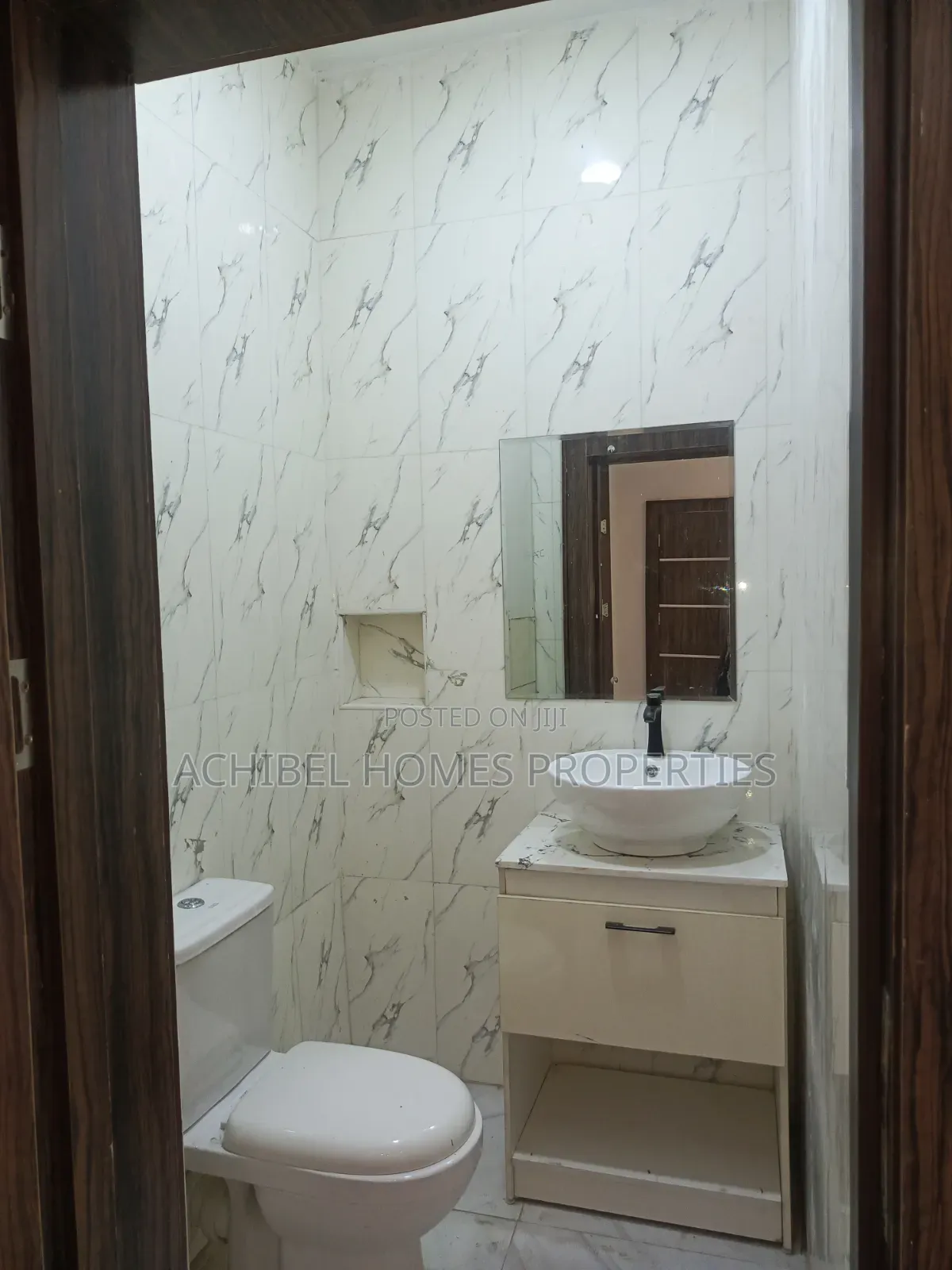 3bdrm Apartment in Off Bourdillon for rent
