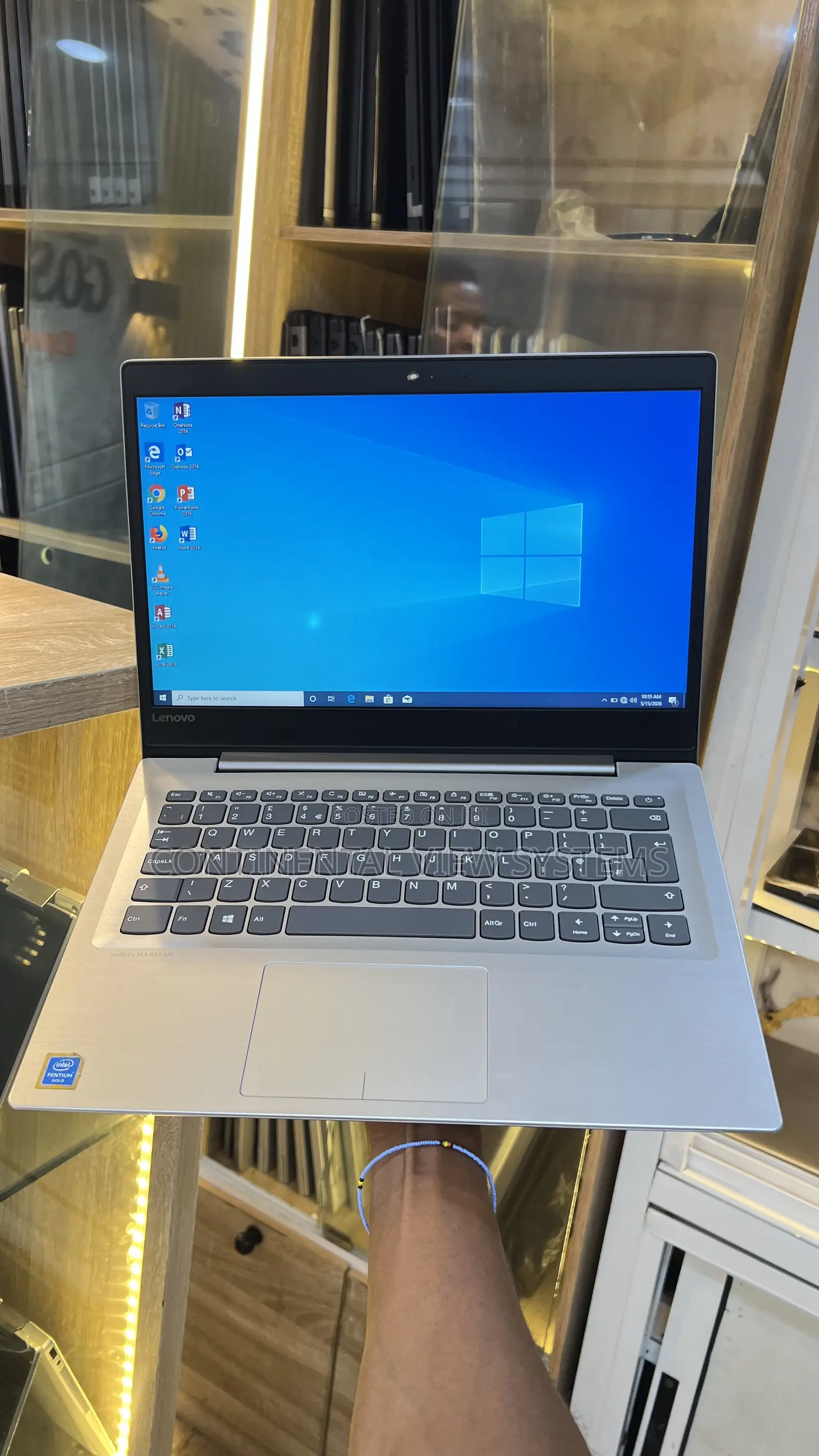Laptop Lenovo IdeaPad 320S 4GB Intel Pentium SSD 128GB