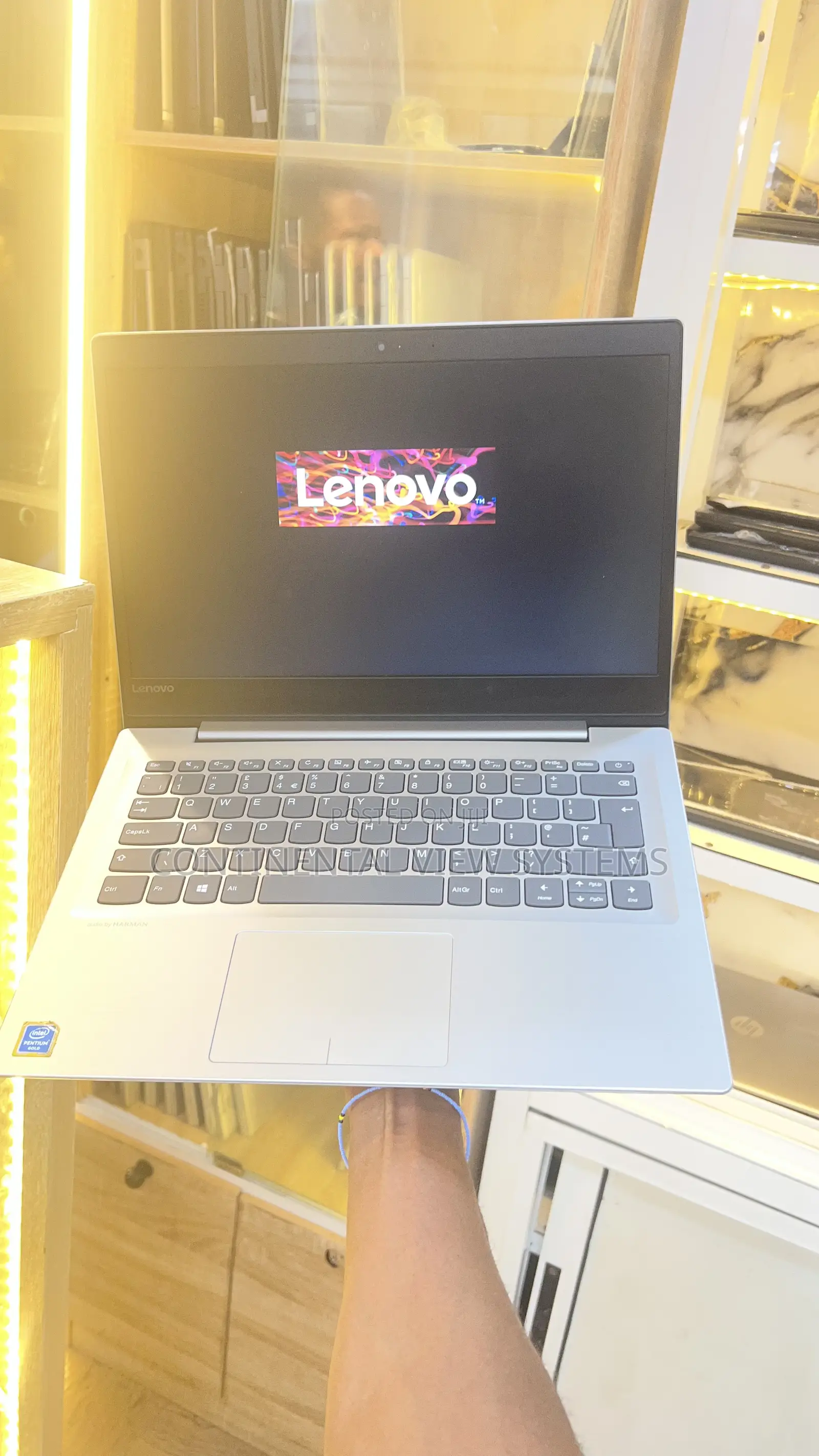 Laptop Lenovo IdeaPad 320S 4GB Intel Pentium SSD 128GB