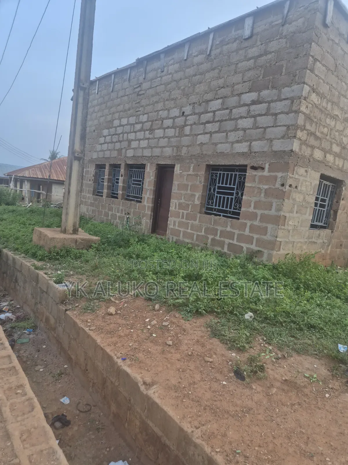 5bdrm Bungalow in Upper Gaa-Kanbi, Ilorin South for sale