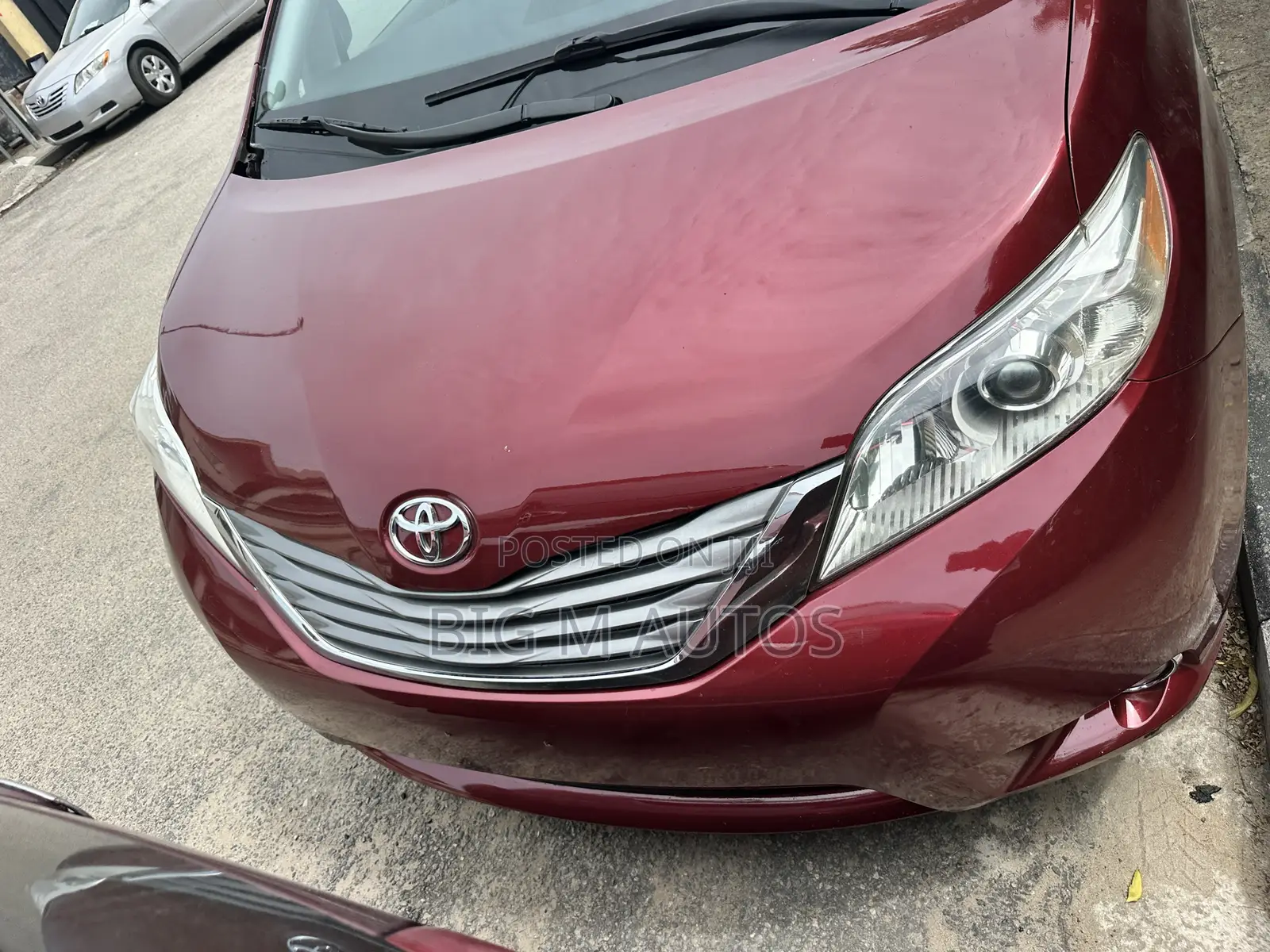 Toyota Sienna XLE 7 Passenger 2010 Red