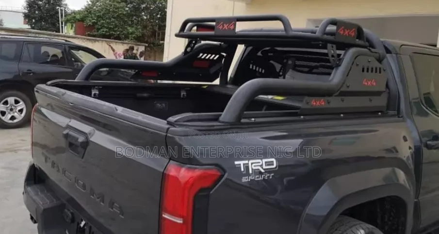 Manual Retractable Boot Cover With Iron for Toyota Tacoma 2024,. *%4+1