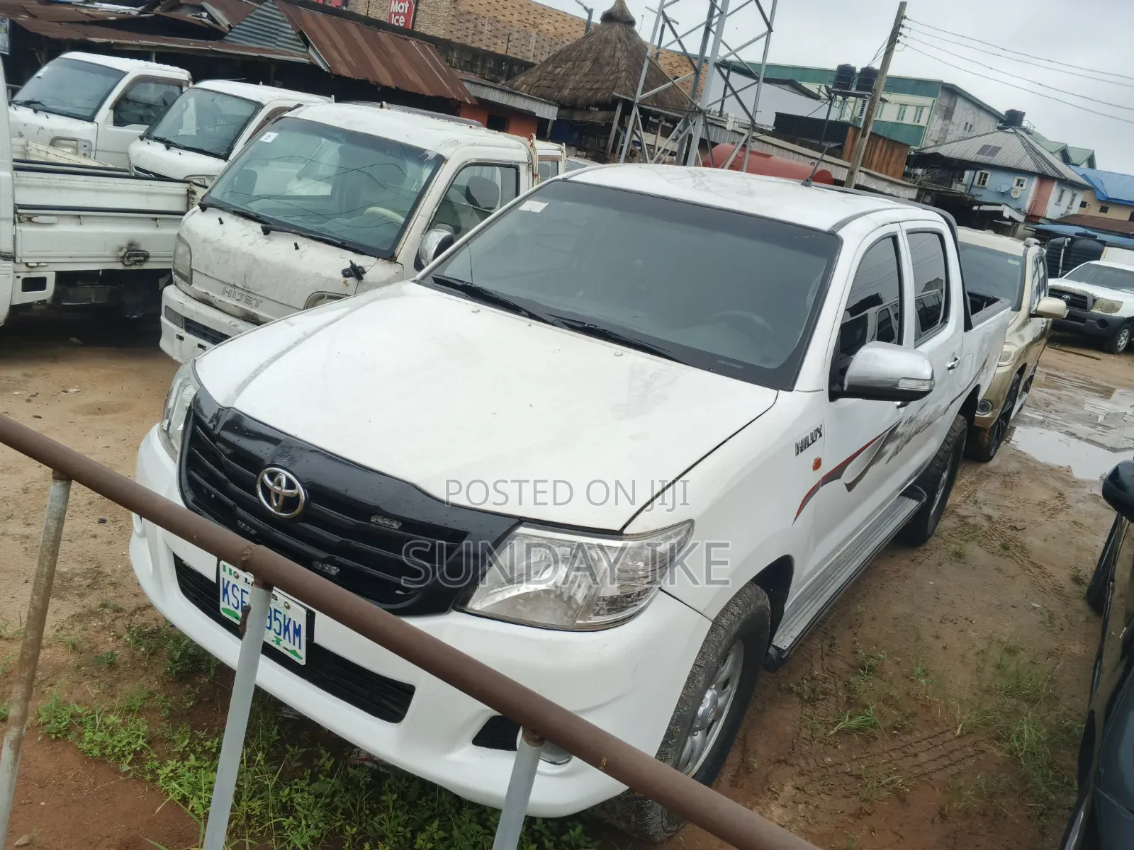 Toyota Hilux 2014 White