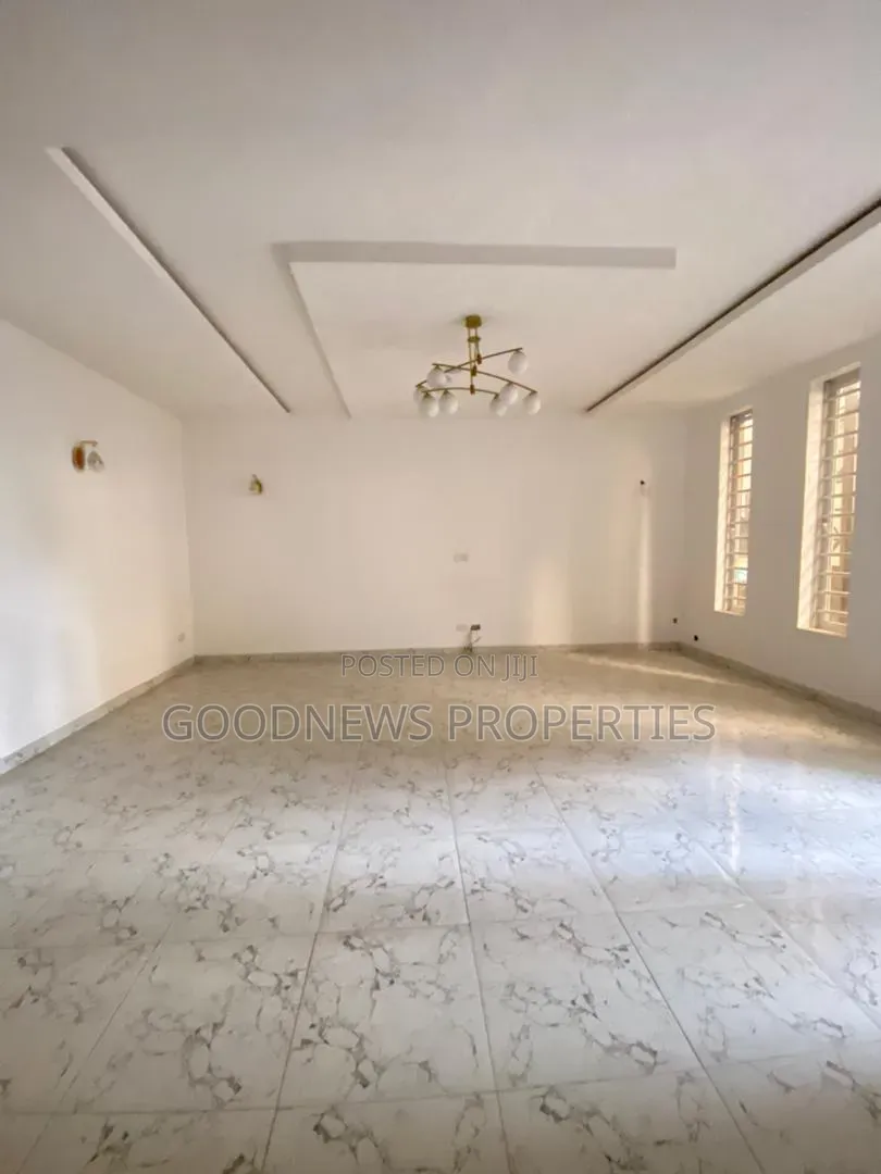 4bdrm Duplex in Oba Avenue, Lekki, Ikota for sale