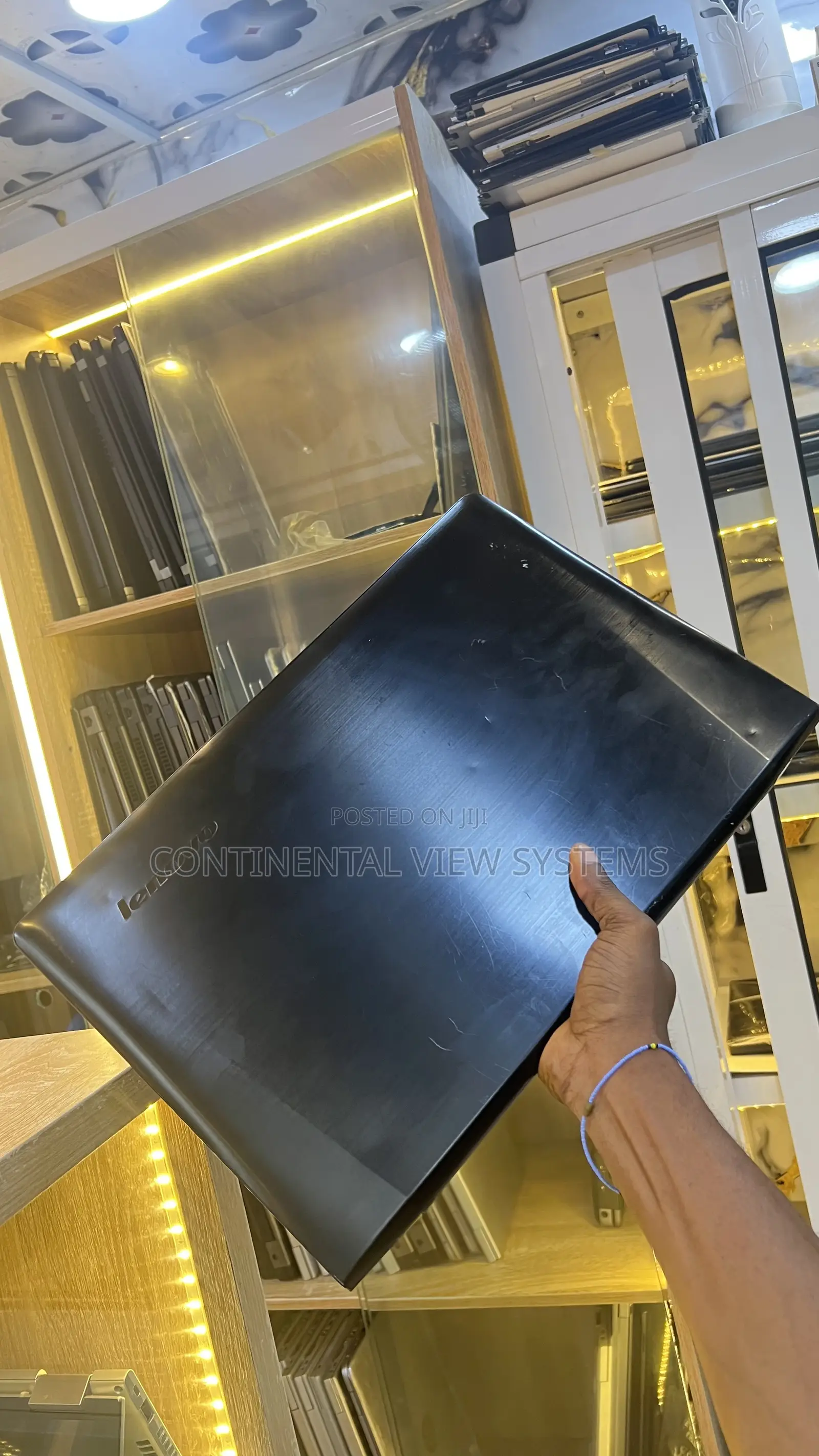 Laptop Lenovo IdeaPad Y500 8GB Intel Core i7 HDD 640GB