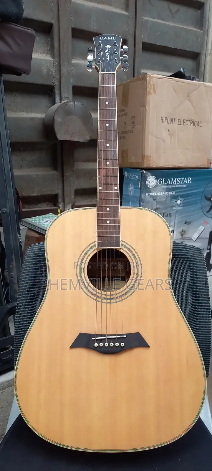 Uk Used Dame Semi Acoustic Guitar