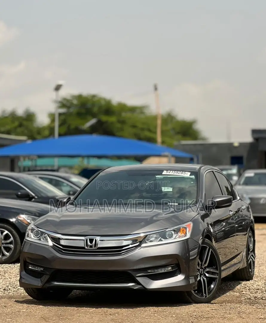 Honda Accord Sport 4dr Sedan FWD (2.4L 4cyl 2A) 2017 Gray