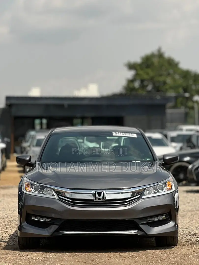 Honda Accord Sport 4dr Sedan FWD (2.4L 4cyl 2A) 2017 Gray