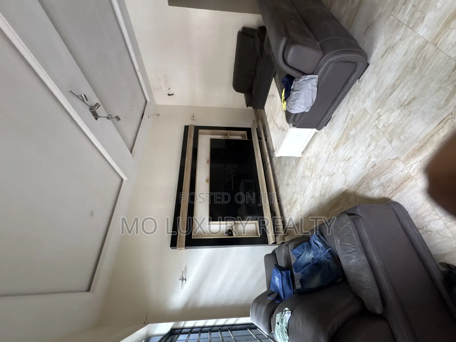 4bdrm Townhouse / Terrace in Casaloma Court, Ikate for rent