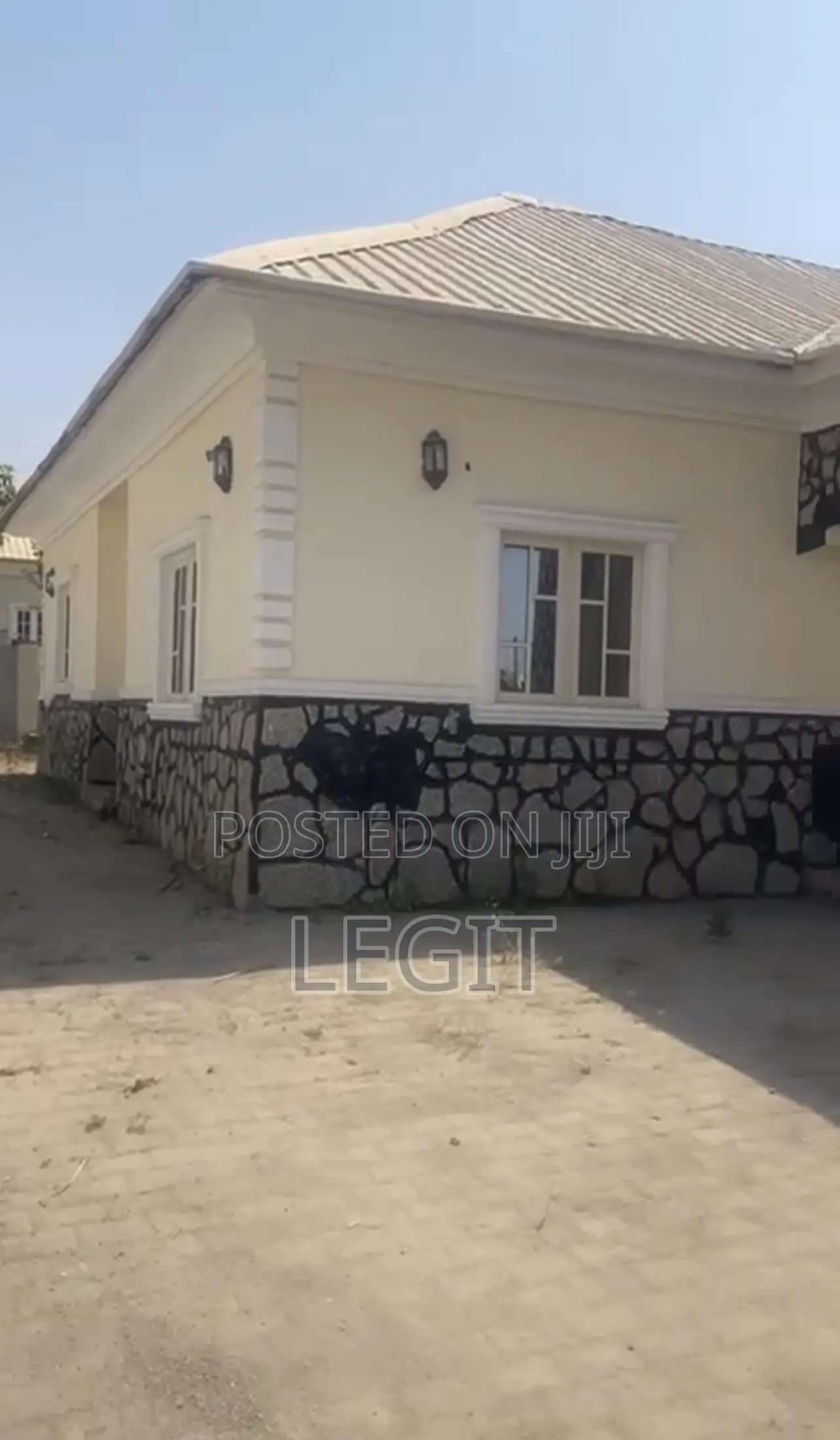 3bdrm Bungalow in Lugbe District for sale