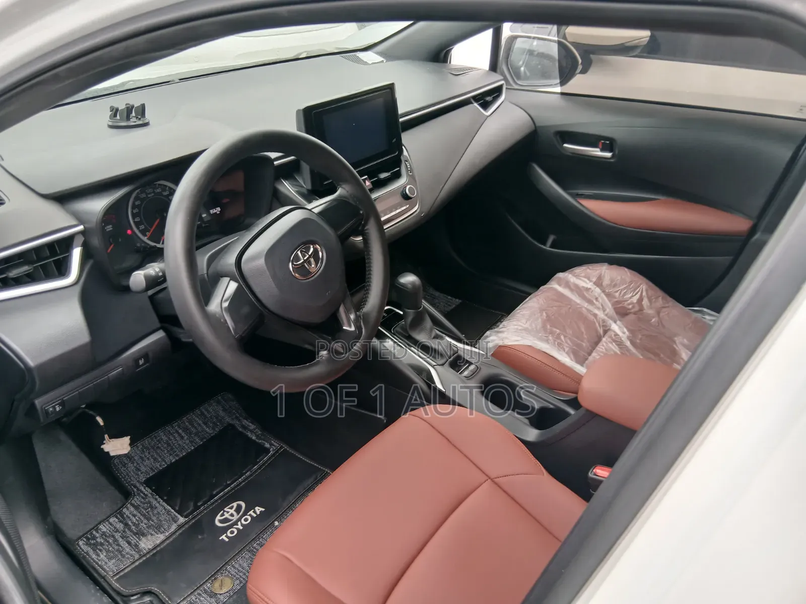 Toyota Corolla LE 2022 White