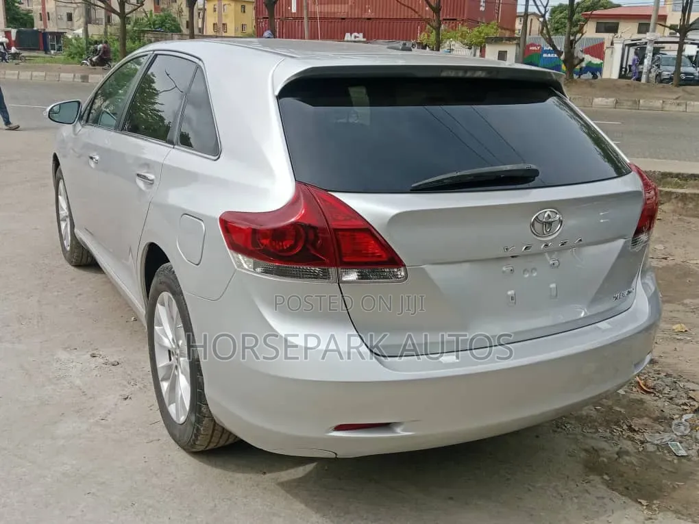 Toyota Venza 2013 Silver