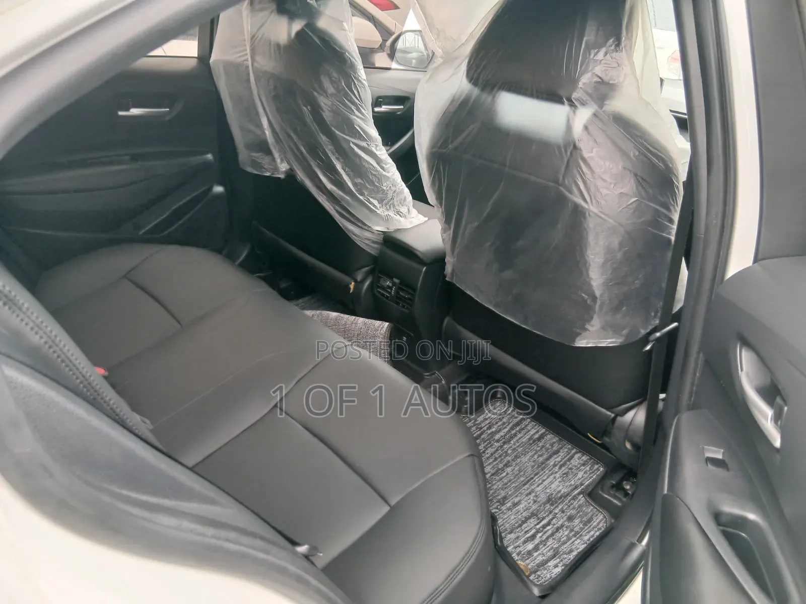 Toyota Corolla LE 2022 White