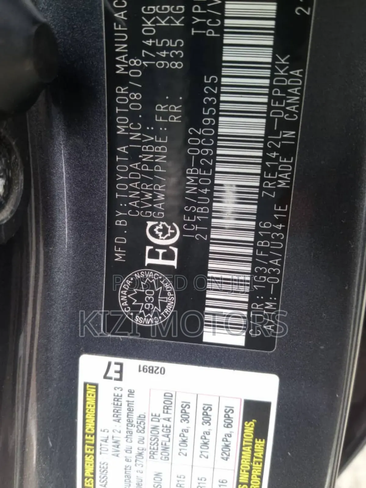 Toyota Corolla Base 4dr Sedan (1.8L 4cyl 5M) 2009 Gray