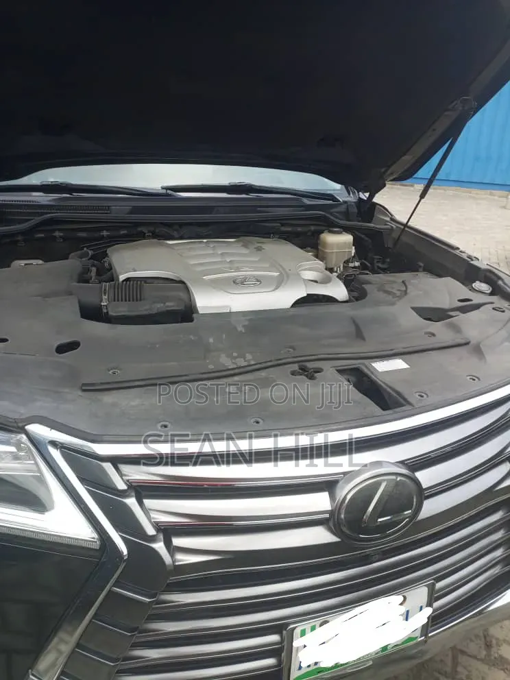 Lexus LX 570 AWD 2019 Black