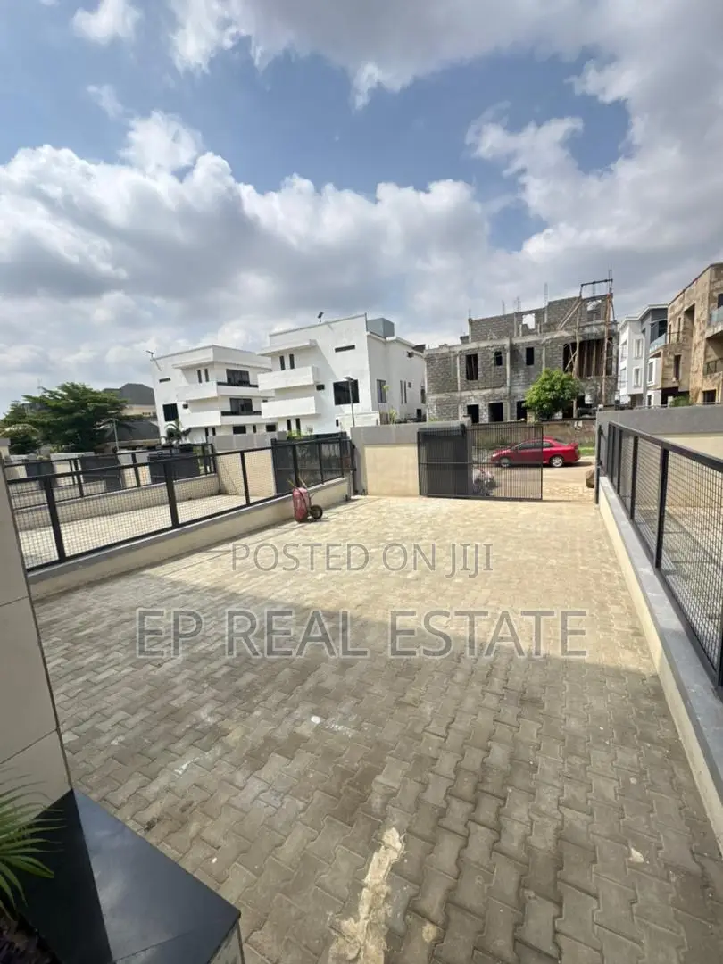5bdrm Duplex in Katampe Extension for sale
