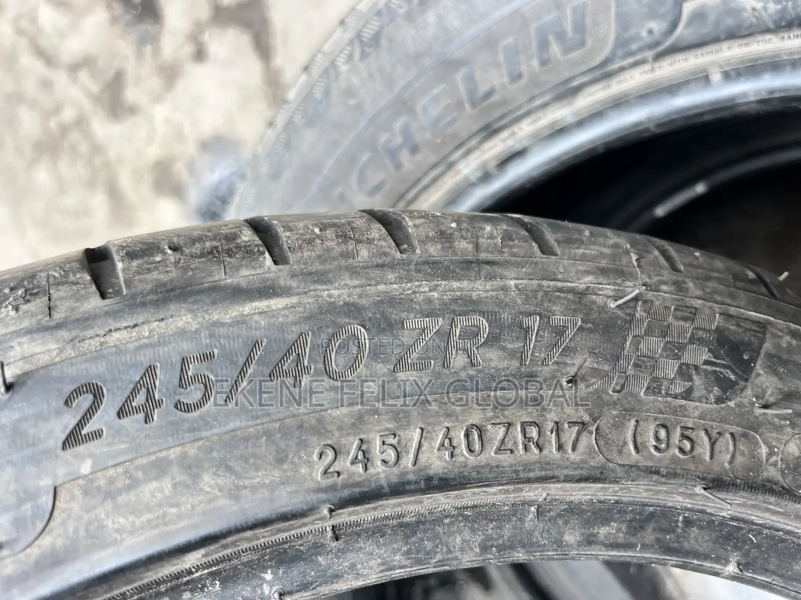 245/40/17 Mercedes Back Tyres