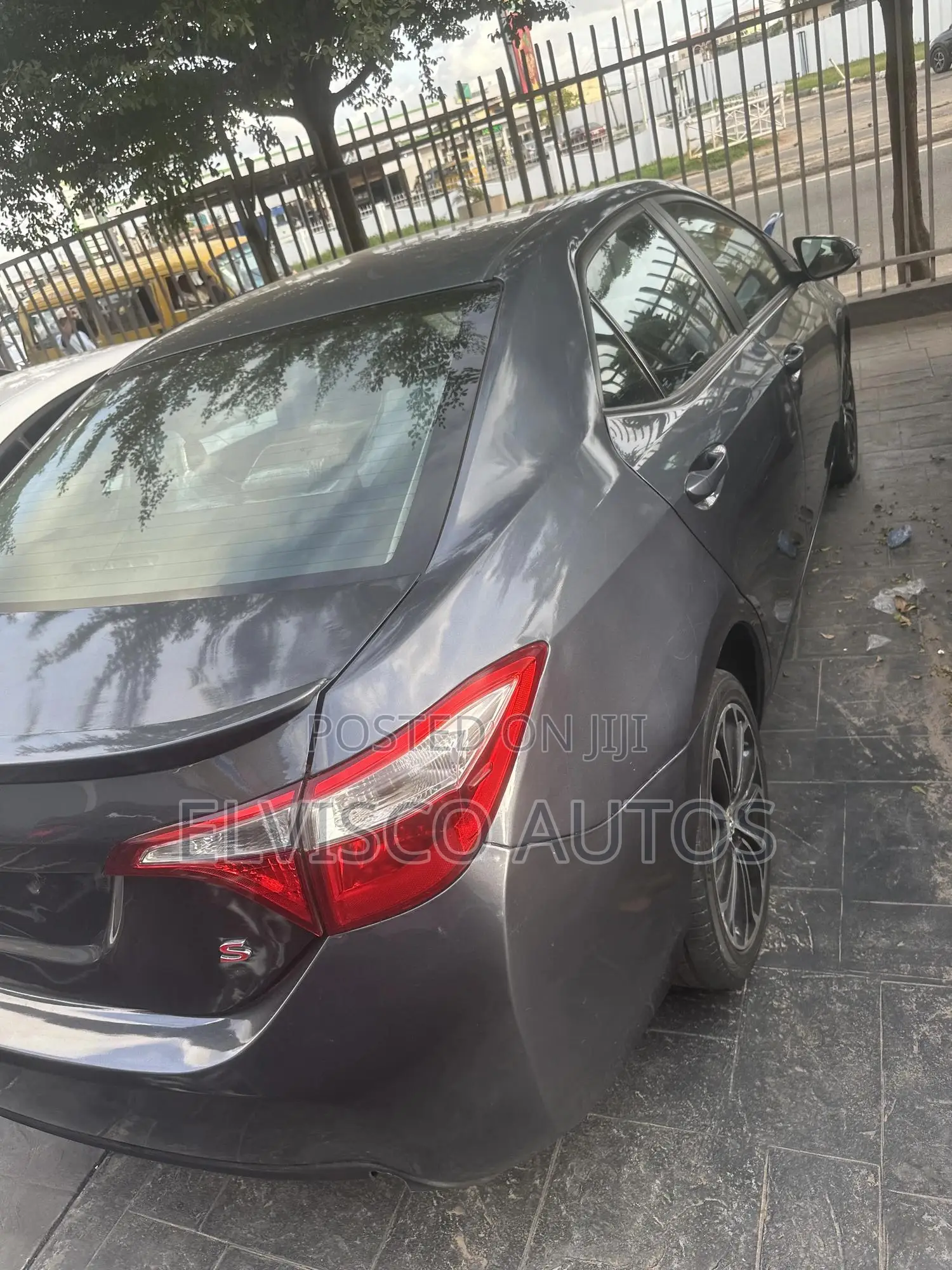 Toyota Corolla S Plus 4dr Sedan (1.8L 4cyl Manual) 2016 Gray