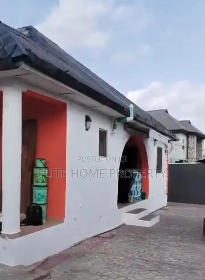 2bdrm House in Igando for sale