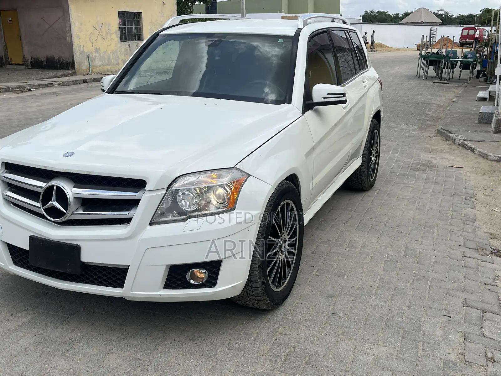 Mercedes-Benz GLK-Class 350 4MATIC 2011 White