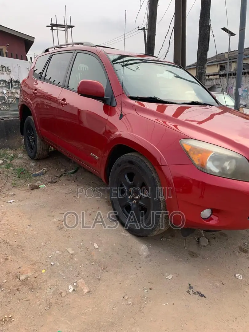 Toyota RAV4 V6 2007 Red