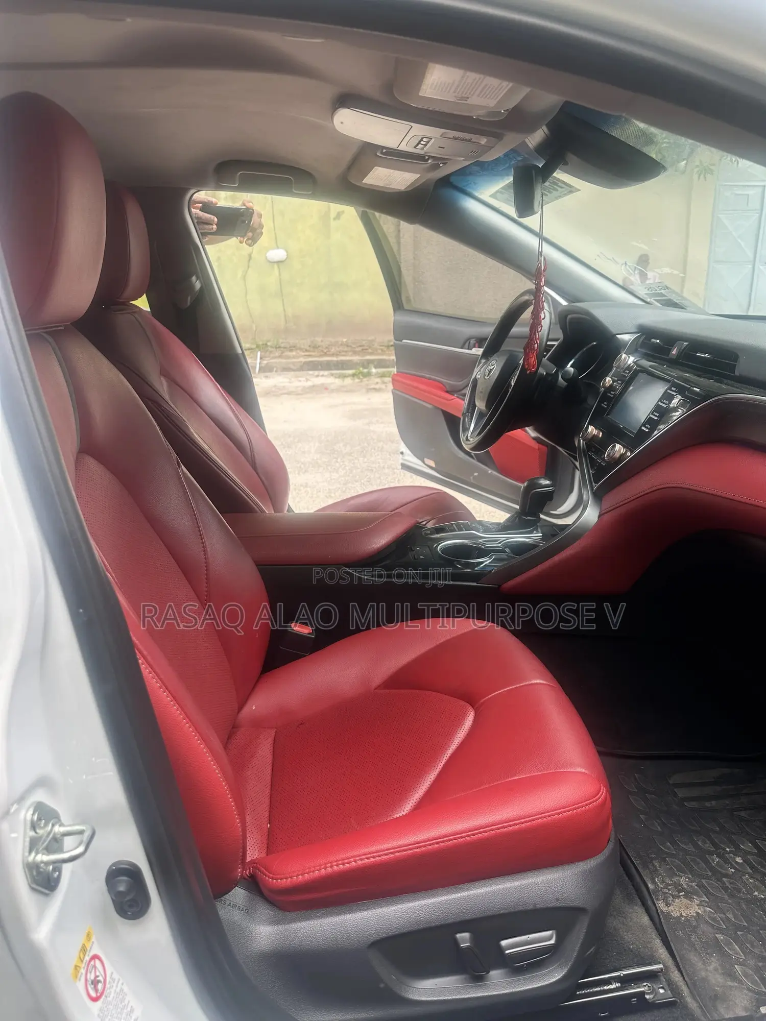 Toyota Camry XSE FWD (2.5L 4cyl 8AM) 2018 White