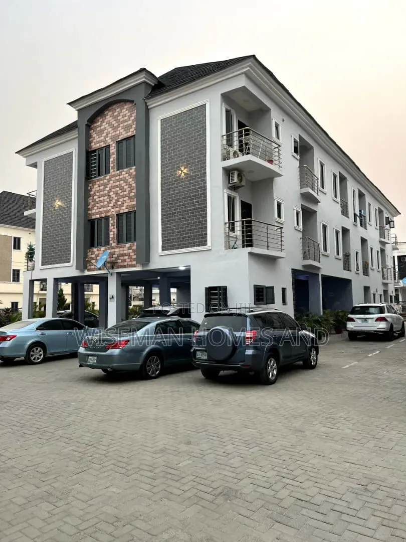 2bdrm Apartment in Ikota Lekki Lagos for rent