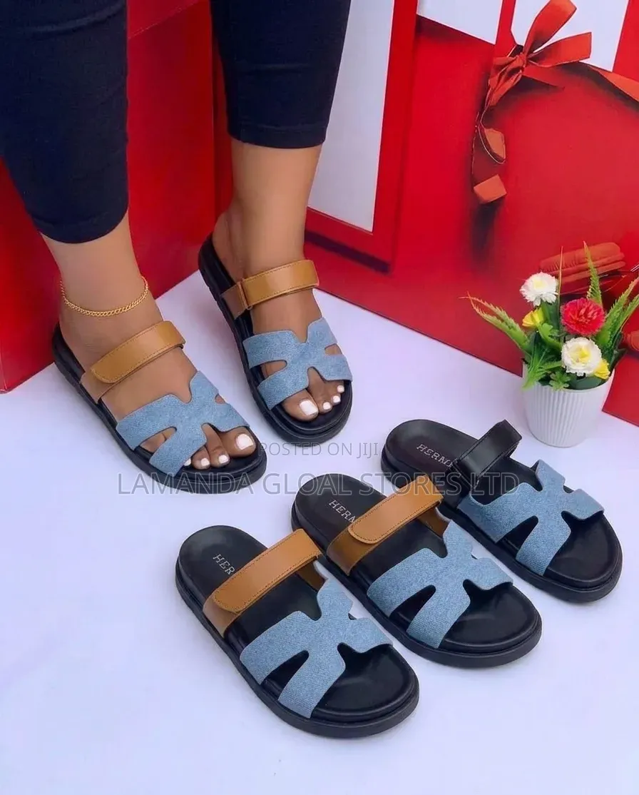 New Fashion Female Two-Strap Sandals