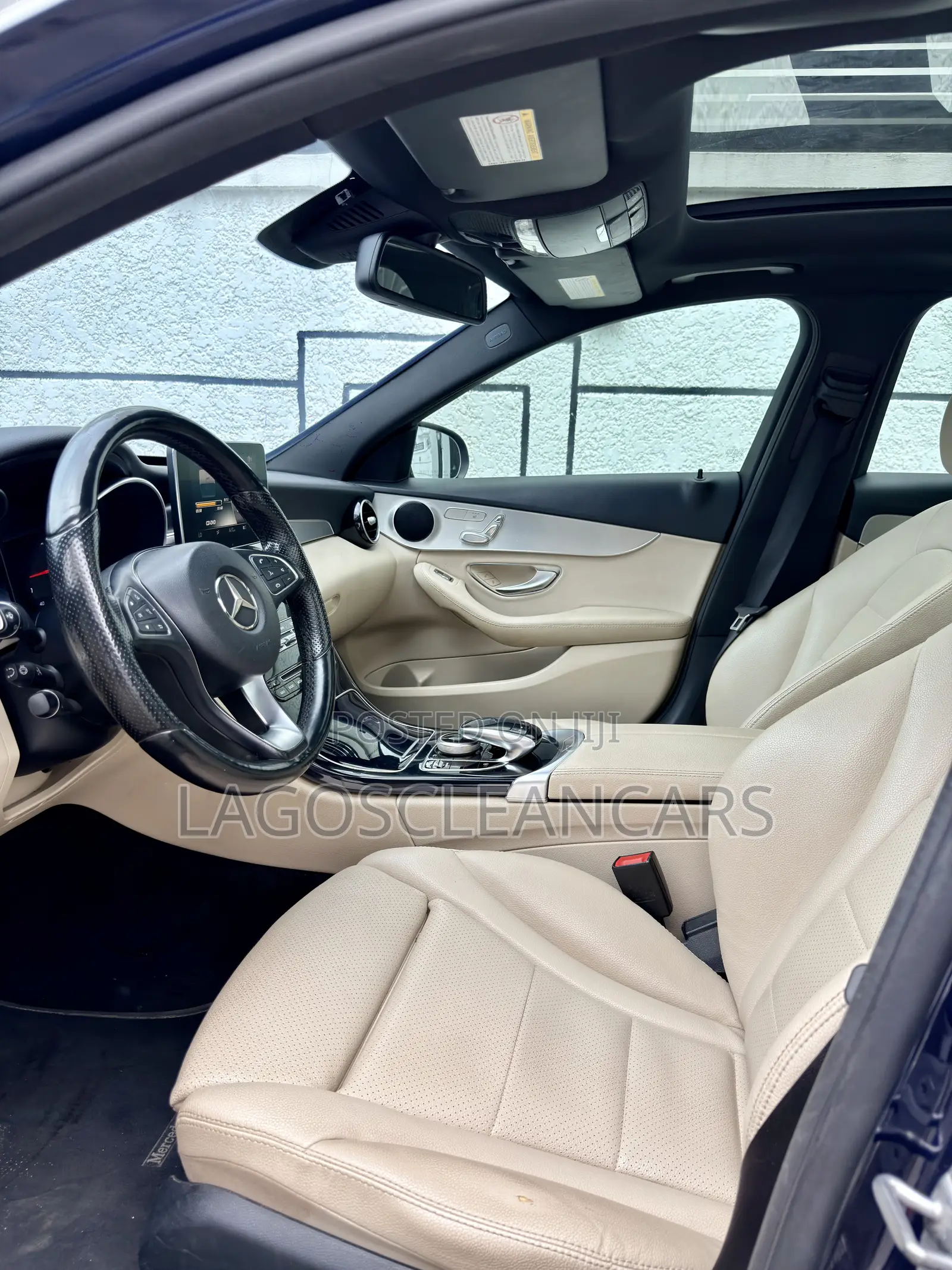 Mercedes-Benz C300 Luxury 4matic Sedan AWD (2.0L 4cyl 7A) 2017 Blue