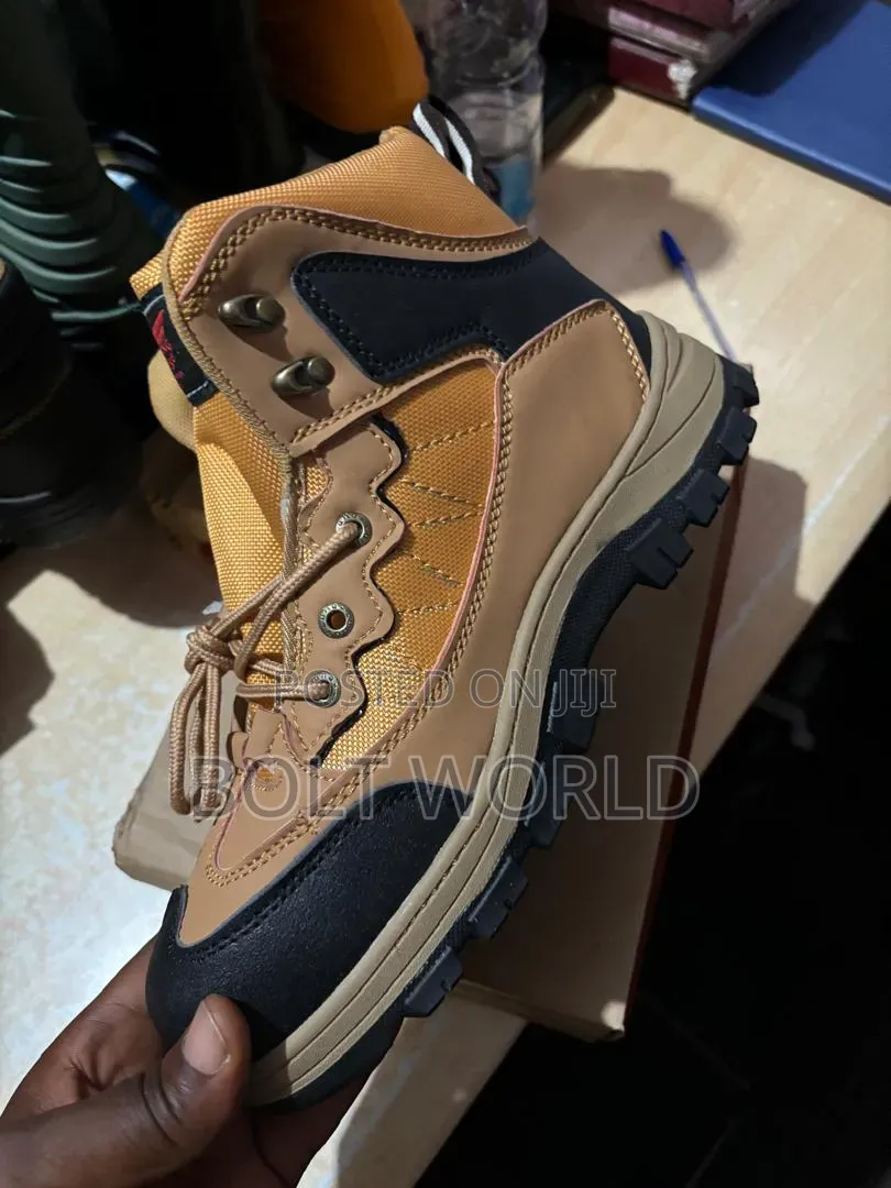 Red Wings Safety Boot 🥾For Industrial Use