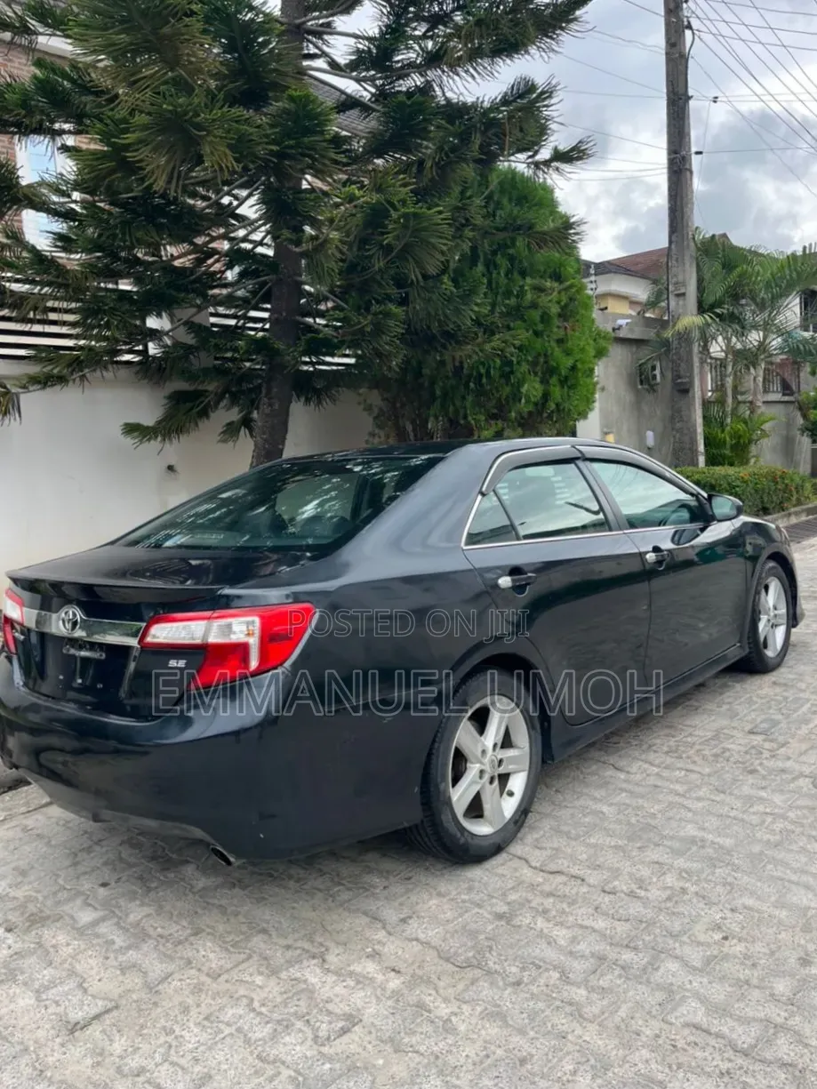 Toyota Camry 2013 Gray