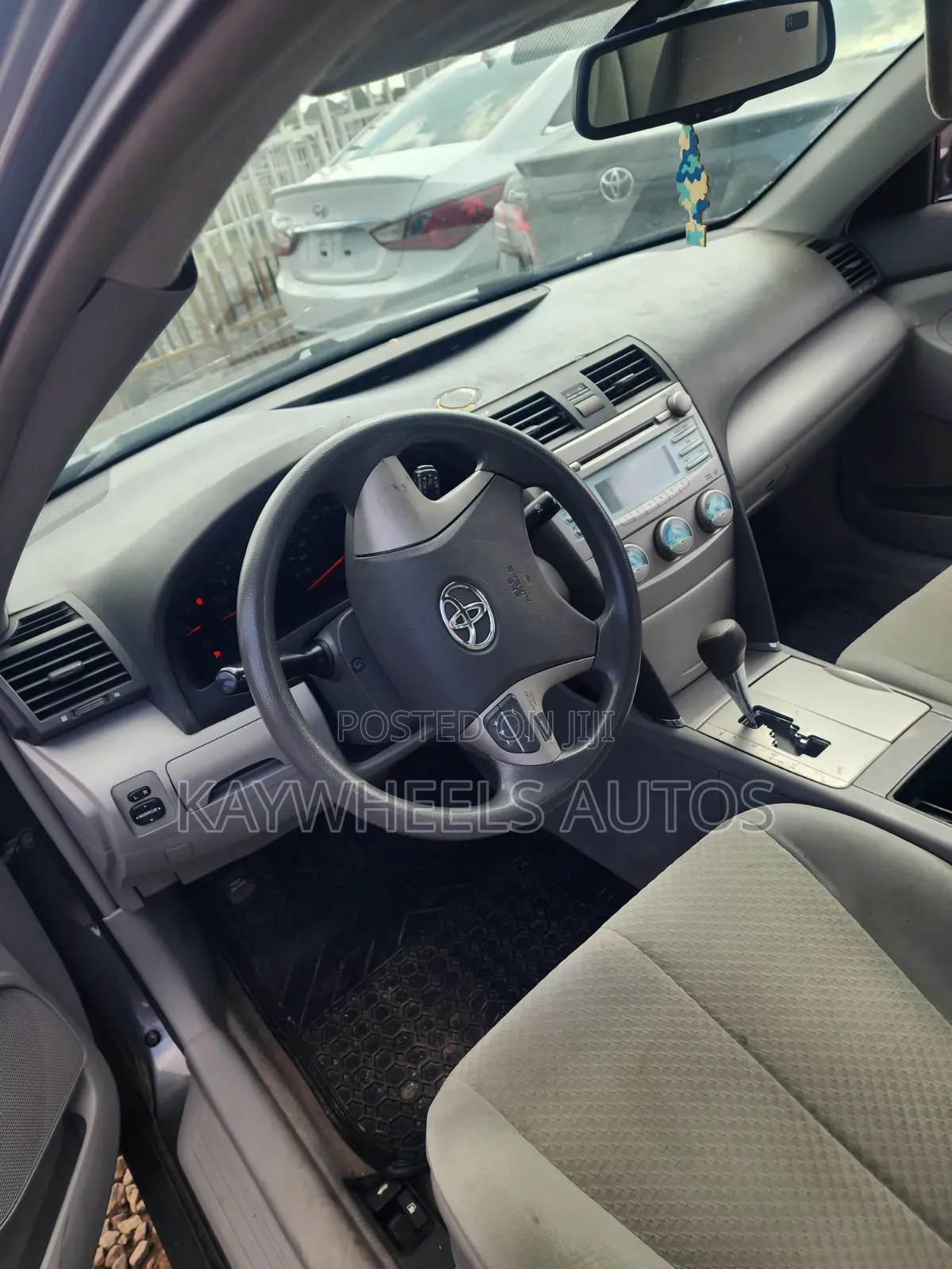 Toyota Camry 2.4 LE 2008 Gray