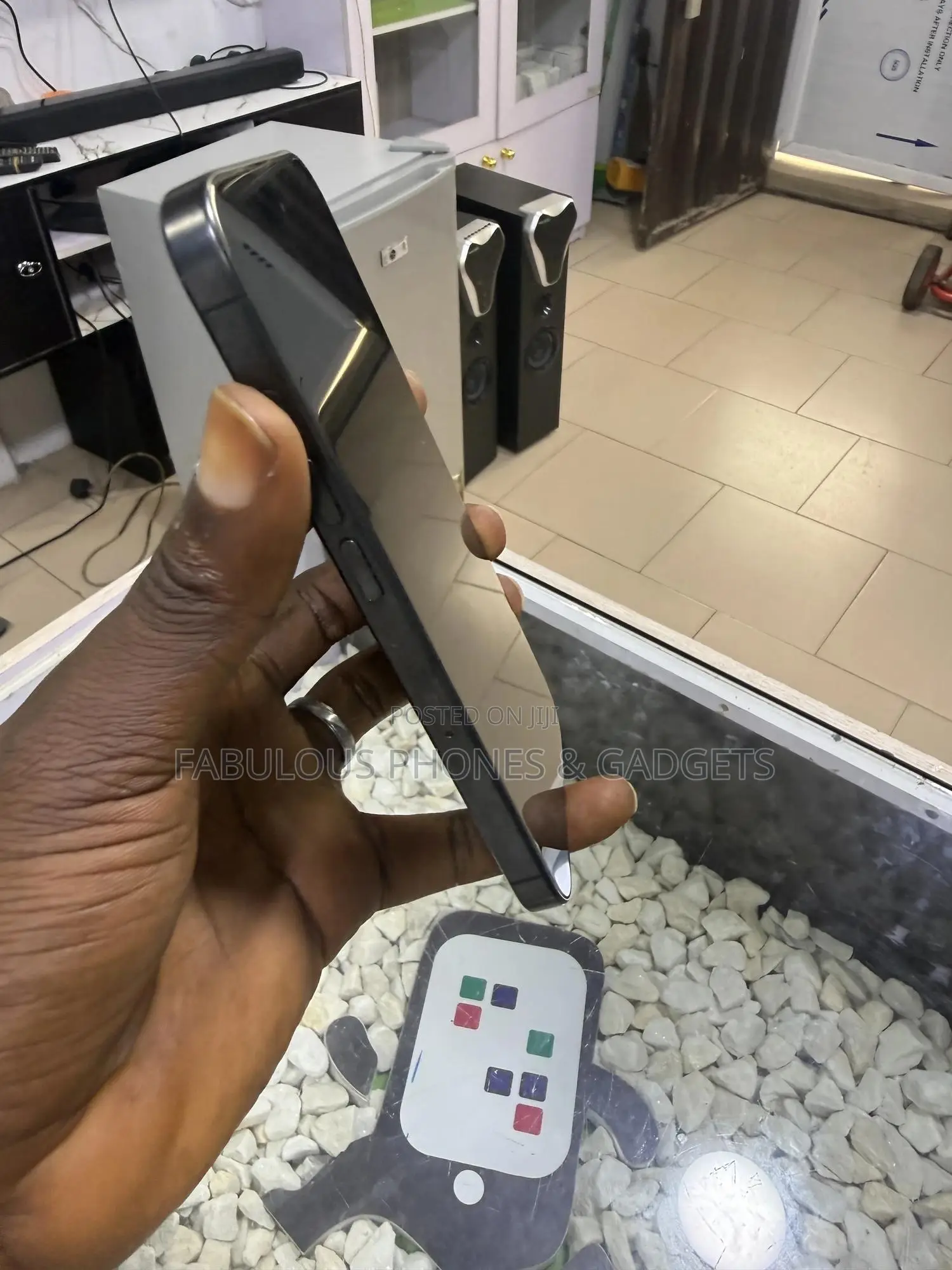 Apple iPhone 15 Pro 128 GB Black