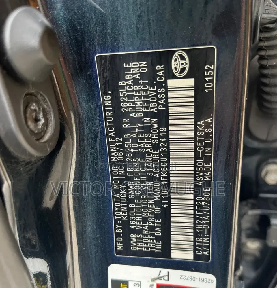 Toyota Camry SE 4dr Sedan (2.5L 4cyl 6A) 2012 Gray