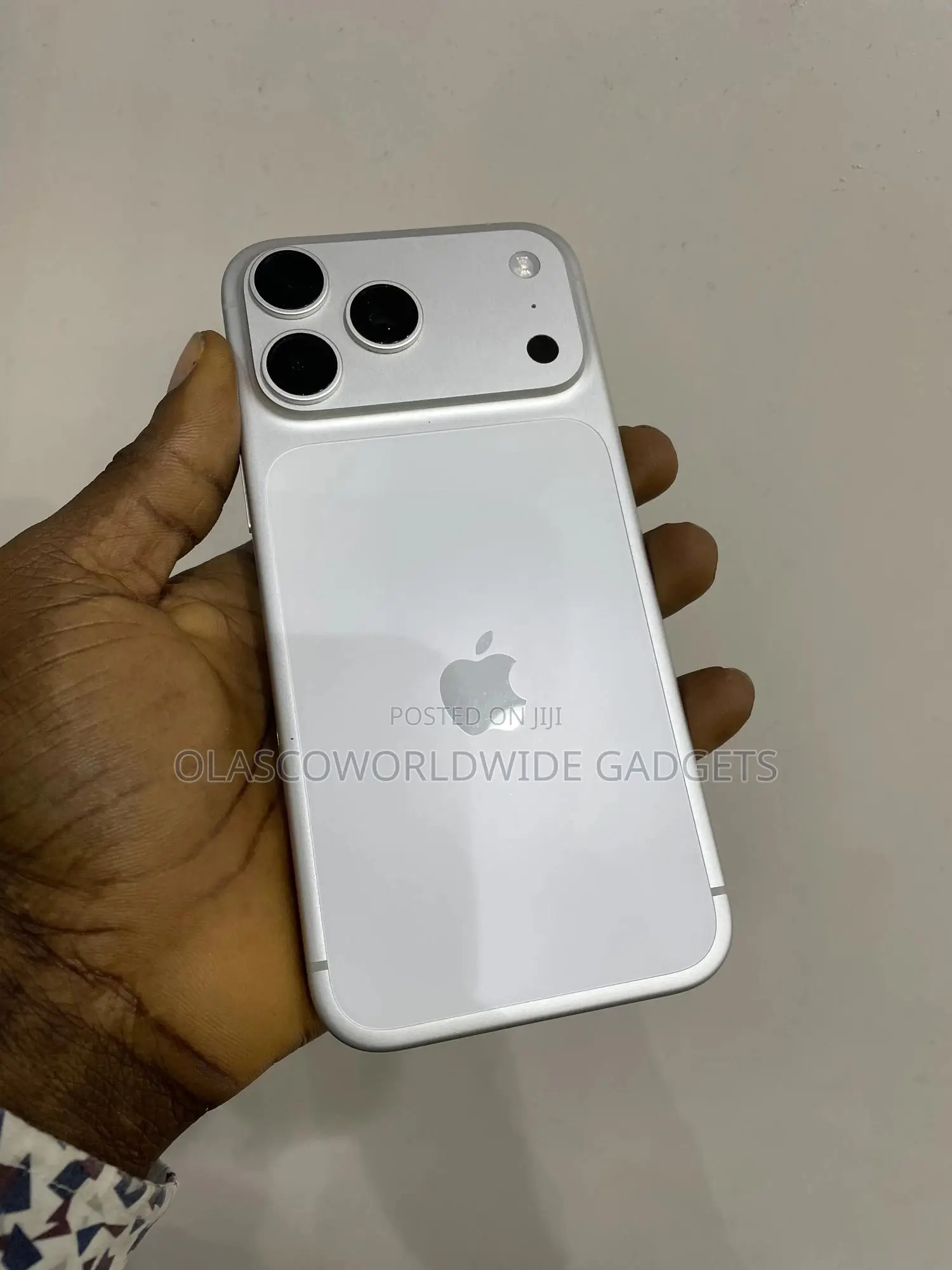 New Apple iPhone 17 Pro Max 512 GB Silver