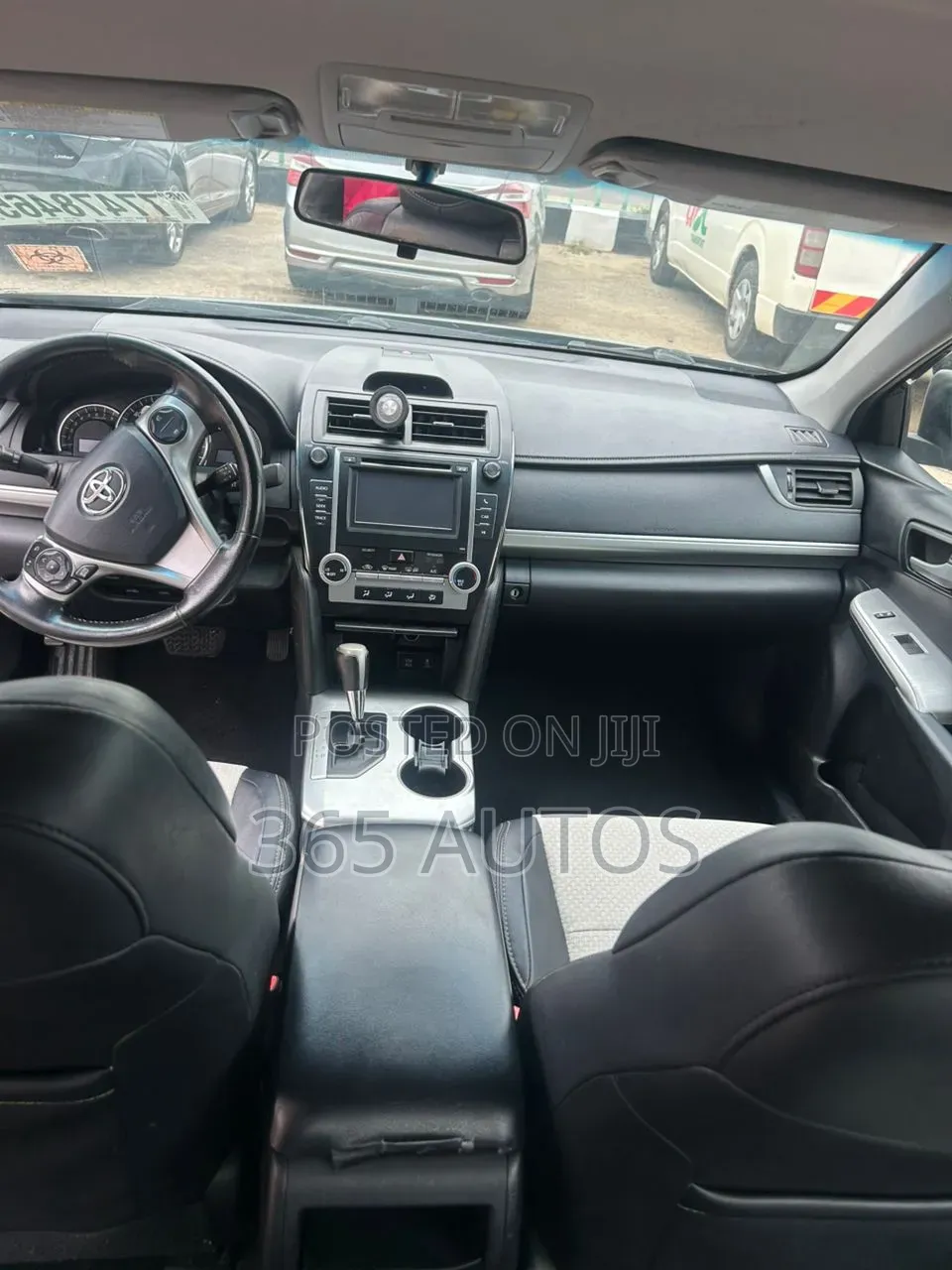 Toyota Camry SE 4dr Sedan (2.5L 4cyl 6A) 2013 Black