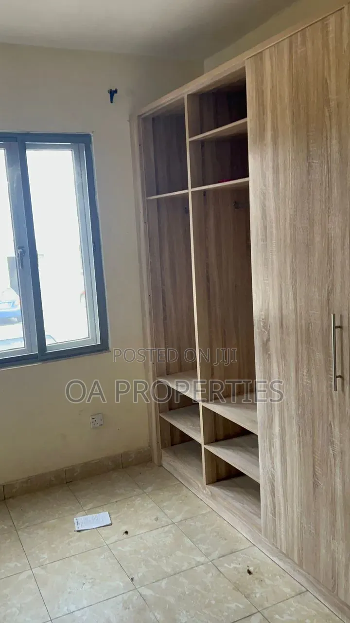 3bdrm Block of Flats in Rotimi Williams, Ibadan for rent