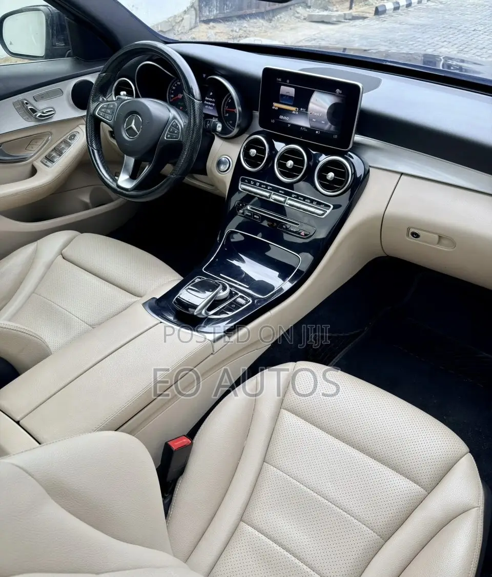 Mercedes-Benz C300 Base 4Matic Sedan AWD (2.0L 4cyl 7A) 2017 Blue