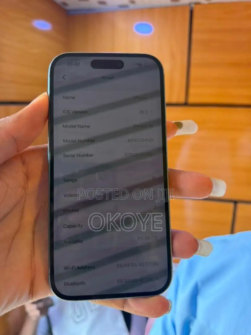 Apple iPhone 16 128 GB Green