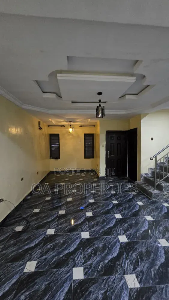 3bdrm Block of Flats in Ibadan for rent