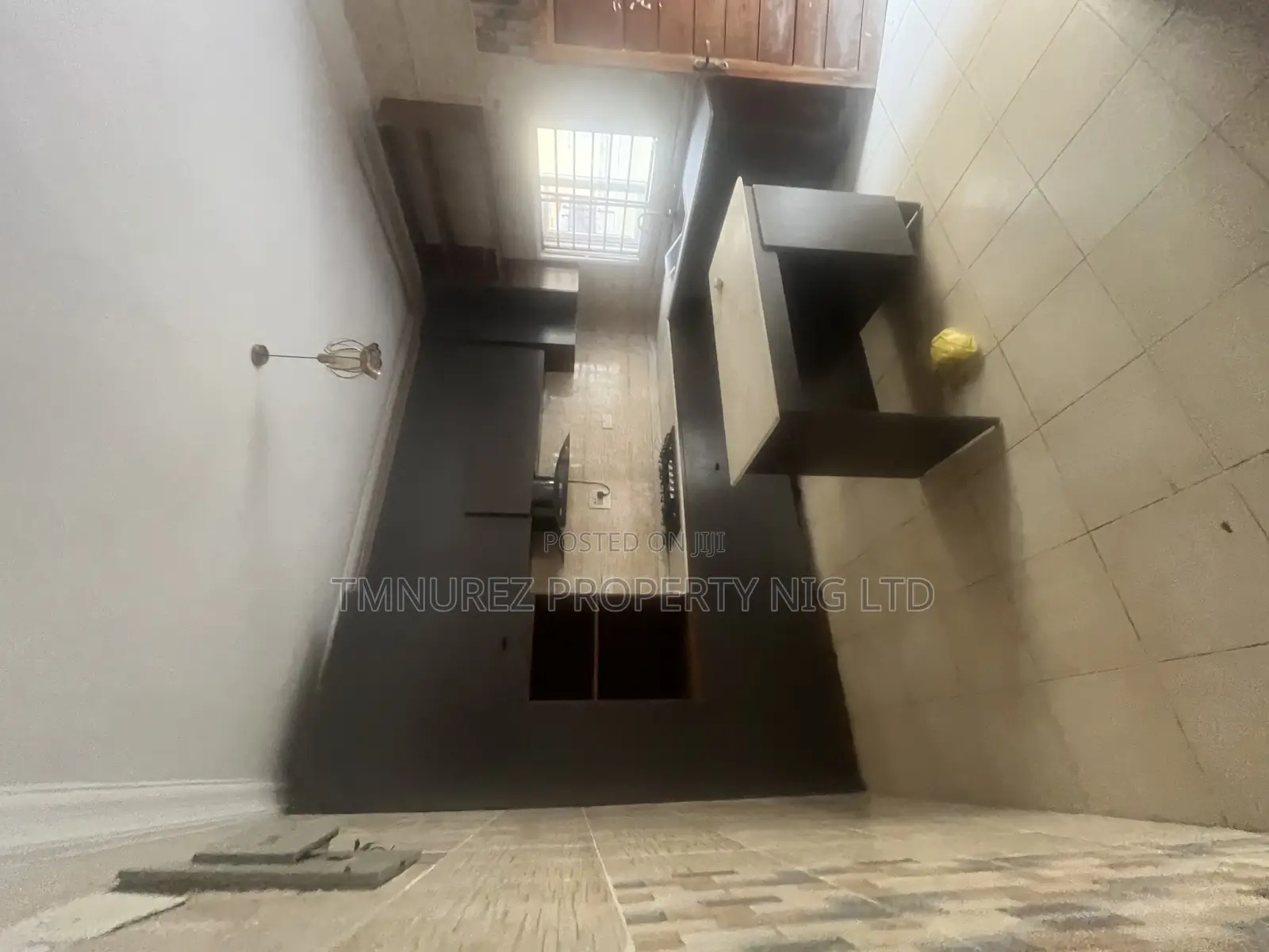 5bdrm Duplex in Ikota Estate for rent