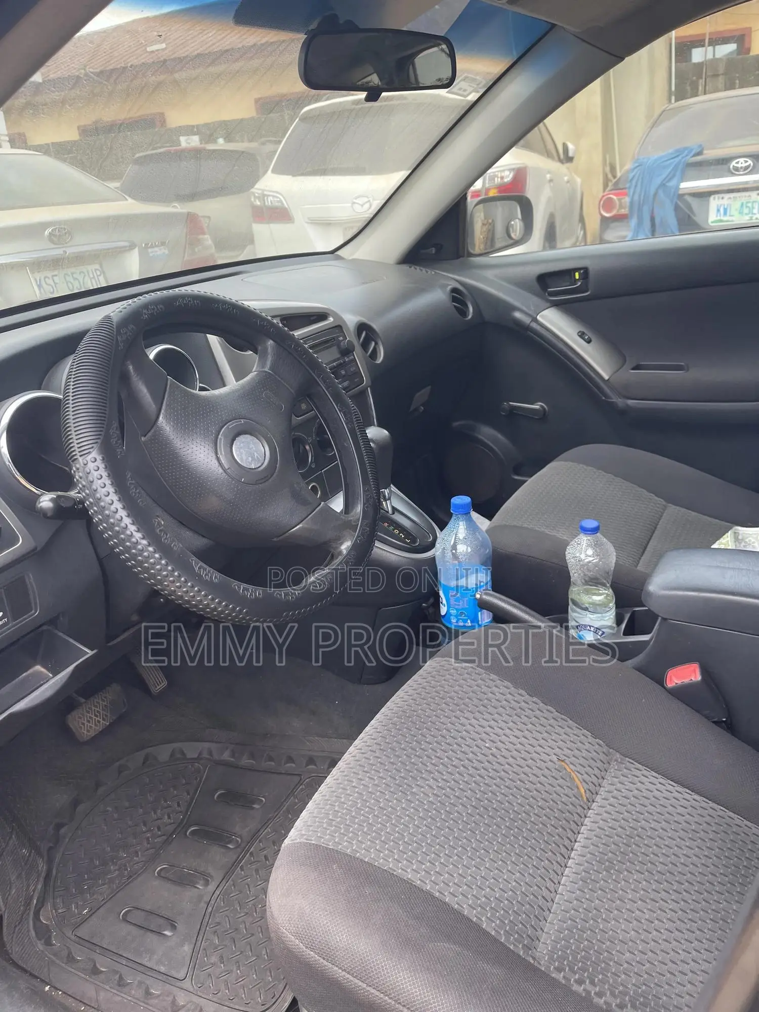 Toyota Matrix 2006 Ivory