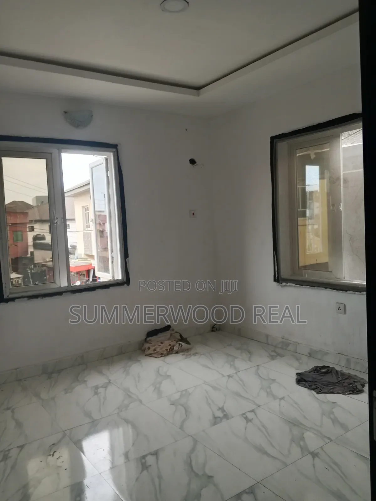Mini Flat in Osapa london for rent
