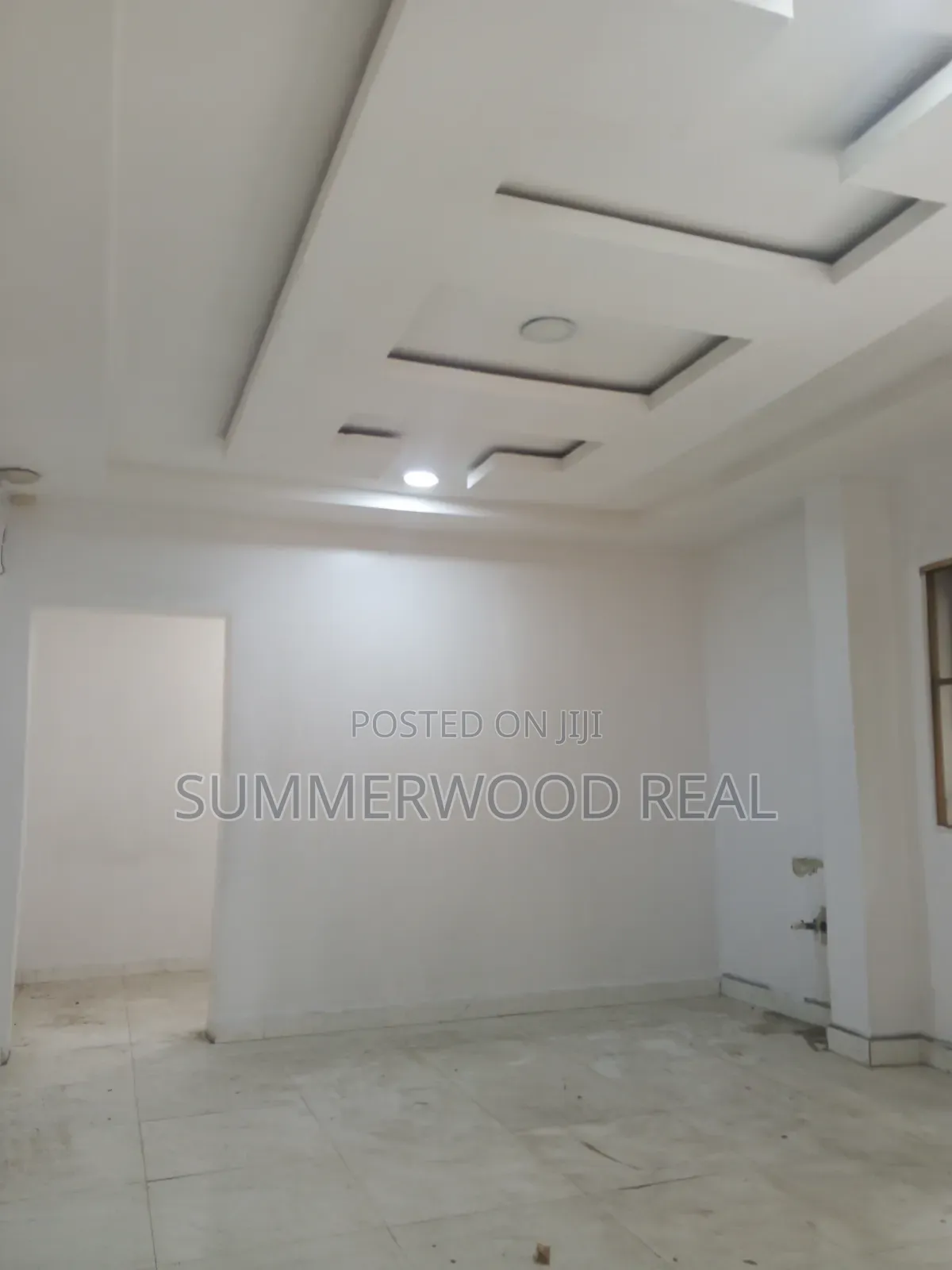 Mini Flat in Osapa london for rent