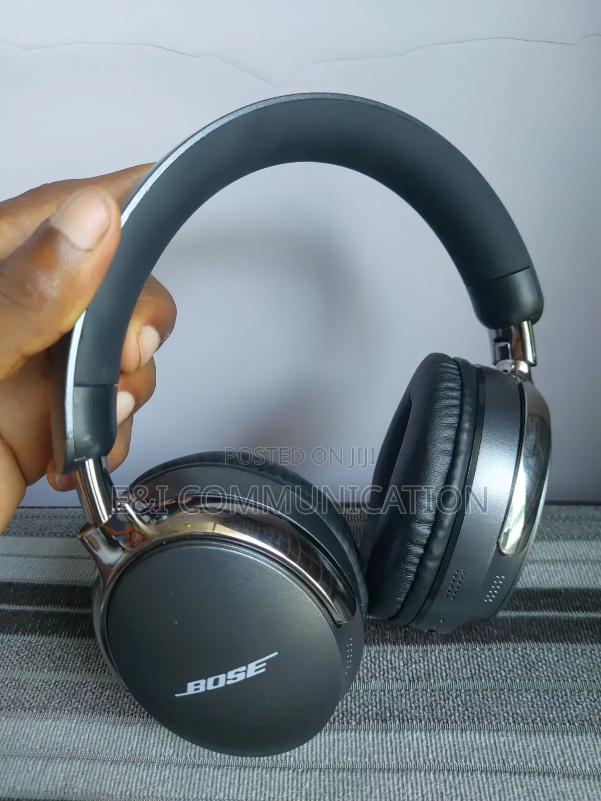Bose Headset Black.